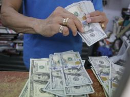 Pronostican que para este día el tipo de cambio cotice entre 17.15 y 17.35 pesos por dólar. EL INFORMADOR / ARCHIVO