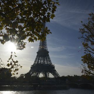 La Torre Eiffel cierra por la huelga general en Francia