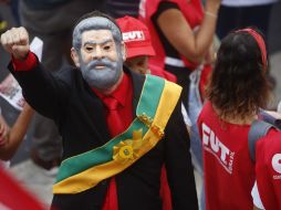 Este jueves, en Brasil se manifestaron a favor de Dilma Rousseff y Lula da Silva. AP / A. Penner