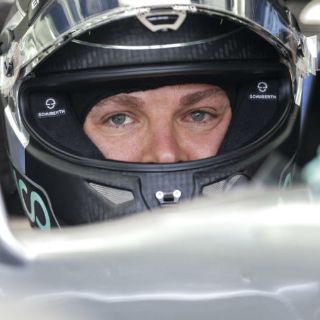 Rosberg repite mejor tiempo en segundas libres