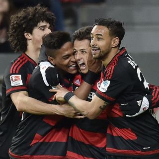 'Chicharito' vuelve a lucir con el Bayer