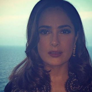 Piden a Salma Hayek hacer entrar en razón a Trump