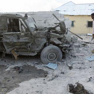 EU lanza ataque aéreo contra líder de Al Shabab en Somalia