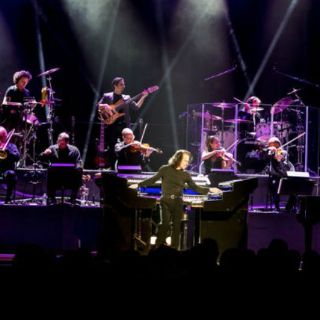 Yanni visitará México para presentar 'Sensuous chill'