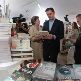 Niños extienden un puente con la lectura, señala Nuño