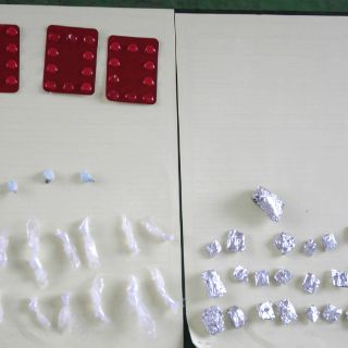 Hallan auto abandonado con cinco mil dosis de heroína en Coahuila