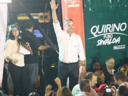 Quirino comenzó su cruzada por el voto en la Plazuela de Villa Unión. FACEBOOK / Quirino Ordaz Coppel
