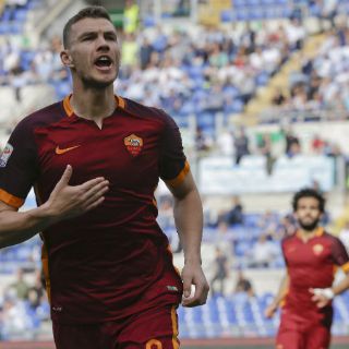 Roma consigue triunfo brillante en el derbi