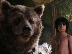 Favreau asegura que le gusta tanto la cinta que pensó ¿por qué no hacerla con imágenes reales?. TWITTER / @TheJungleBook