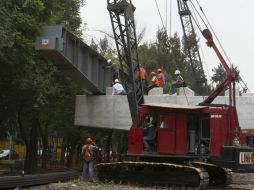 Los gastos en construcción avanzaron 1.7%; los de maquinaria y equipo total descendieron 0.6% con relación a igual mes de 2015. NTX / ARCHIVO
