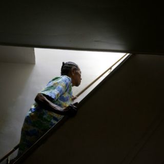 Síntomas de Parkinson mejoran con ejercicio aeróbico