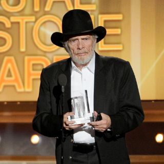 Muere el astro del country Merle Haggard