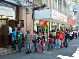 Se registró un total de un millón 879 mil 581 movimientos por el pago del refrendo vehicular. ESPECIAL / Sepaf