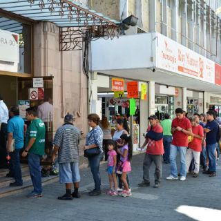 Destacan aumento de pago en refrendo vehicular en 2016