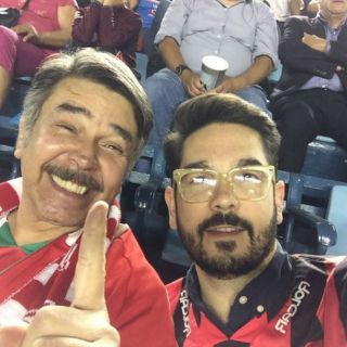 Aficionados del Cruz Azul agreden a Jorge Ortiz de Pinedo