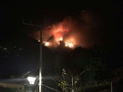 Estiman que durante el transcurso de este jueves el siniestro será sofocado. TWITTER / @Matias_QM