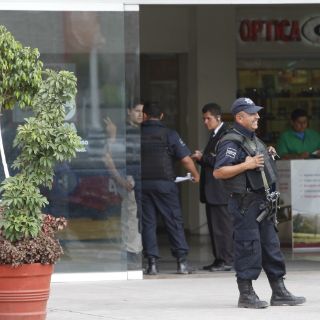 Asaltan banco en colonia El Batán