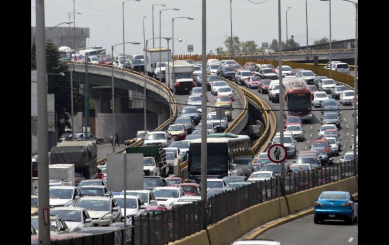 Por su parte, Uber informa que las tarifas dinámicas operan bajo la ley de la oferta y la demanda. SUN / ARCHIVO