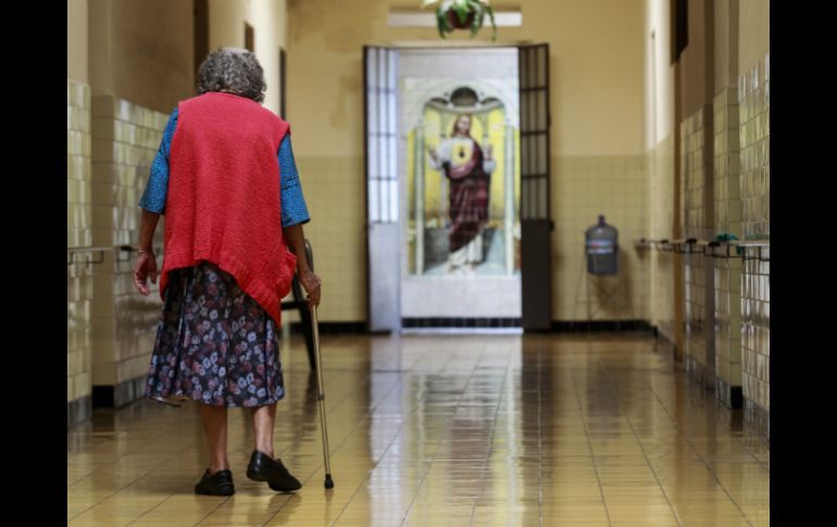 Las personas de entre 60 y 65 años son las más vulnerables a este tipo de cáncer. EL INFORMADOR / ARCHIVO