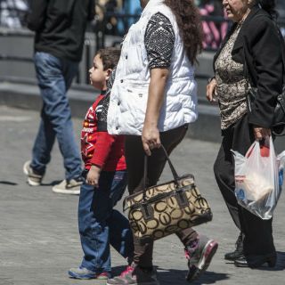 Reemplazo hormonal evítaría síntomas de menopausia