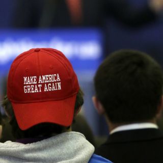 Critican acto de Trump en localidad donde se asesinó a latino