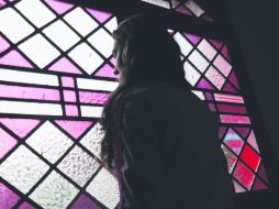 A Jessica le cuesta mantener la mirada. EFE / D. Silva