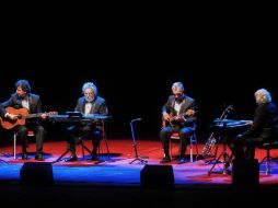 Los 'musicomediantes' en el escenario del Auditorio Telmex. EL INFORMADOR / E. Barrera
