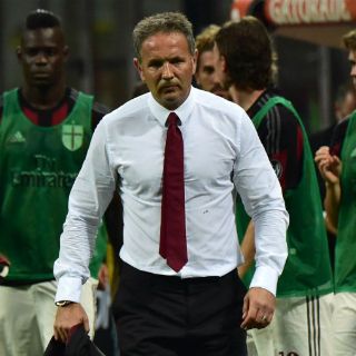 Brocchi sustituye a Mihajlovic en banquillo del Milán