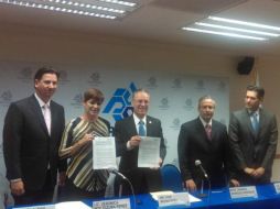 Este martes se firma un cuerdo de entendimiento entre Fonacot y el Consejo de Cámaras Patronales de la República Méxicana. TWITTER / @JoseMedinaMora