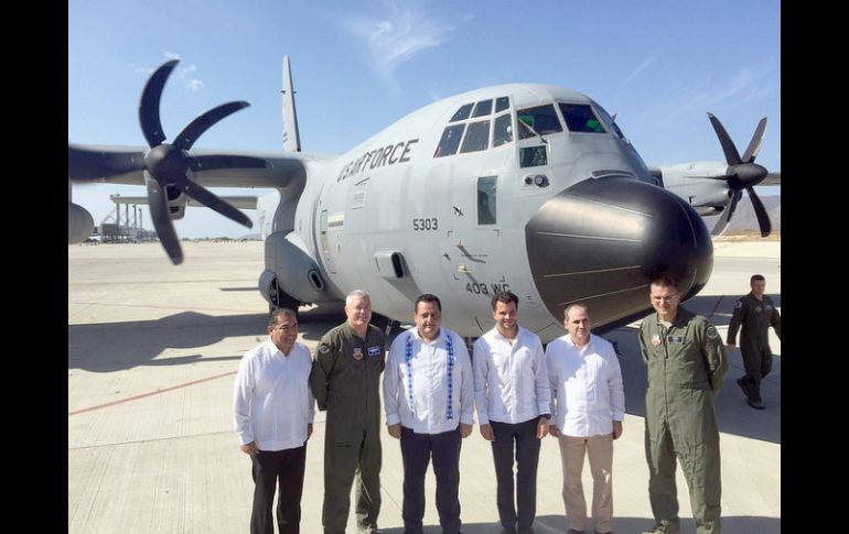 Las inspecciones del 'cazahuracanes' permiten que el CNH en Miami mantenga un monitoreo de los ciclones tropicales. ESPECIAL / Semarnat