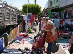 Algunos de las peticiones hacia los comerciantes es que recolecten su basura, no invadir banquetas, entre otros. ESPECIAL / Gobierno de Zapopan