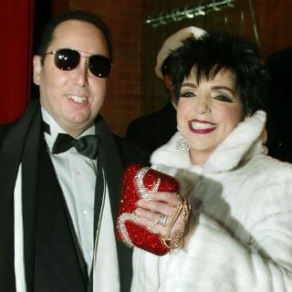 Muere David Gest, ex esposo de Liza Minnelli