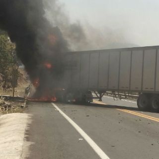 Van 22 detenidos por bloqueos en Tierra Caliente