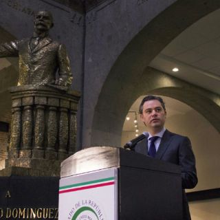 Se sacará del rezago educativo a millón y medio: SEP