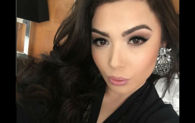 La propia Tracy compartió en la mencionada red social un adelanto de lo que será la sesión fotográfica en la publicación del 'conejito' INSTAGRAM /  tracysaenzoficial