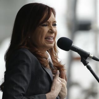 Cristina Fernández acusa a Macri de fabricarle una causa