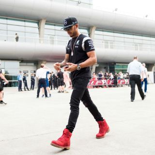 Lewis Hamilton es sancionado con cinco puestos