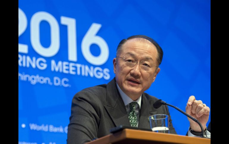 ''El mundo se va a tornar más transparente conforme avanzamos'', dice Jim Yong Kim. EFE / S. Thew