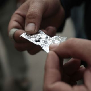 EU impone sanciones a mexicanos por tráfico de heroína