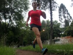 La nutrióloga sugiere que antes de iniciar una carrera extensa es importante aumentar la ingesta de carbohidratos. EL INFORMADOR / ARCHIVO