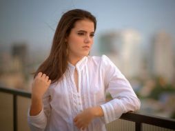 Camila Fernández. Al comenzar su carrera artística, su abuelo, Vicente Fernández, le ha recomendado ser siempre humilde. ESPECIAL / Camila Fernández
