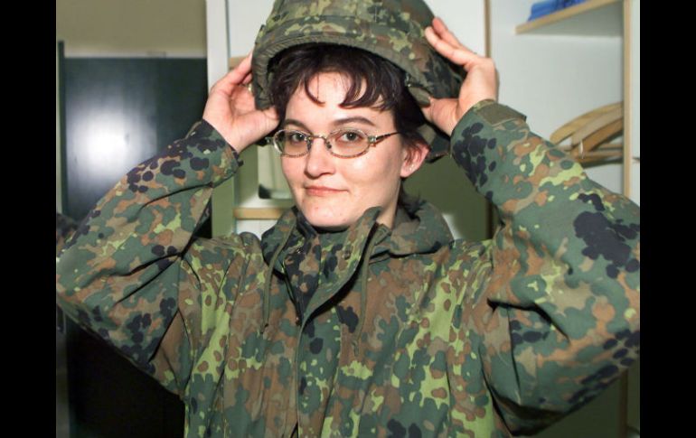 Mujeres combatientes se han visto frecuentemente en situaciones de combate en Iraq. AP / ARCHIVO