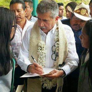 Candidato a gubernatura de Oaxaca plantea diálogo con CNTE