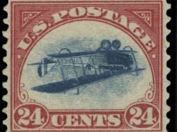 Los timbres postales de 'Jenny invertida' valen cientos de miles de dólares hoy en día. AP / ARCHIVO
