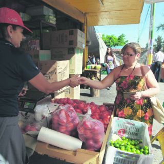 Rescate de comida para ayudar a personas de escasos recursos