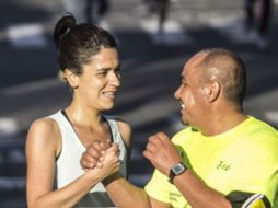 Dos corredores al llegar a la meta. EL INFORMADOR / ARCHIVO