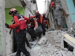 La SRE descarta mexicanos entre las víctimas a causa del terremoto. AP / D. Ochoa