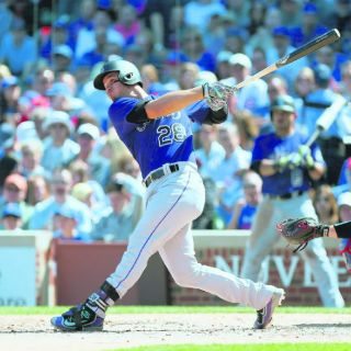 Arenado destaca con el madero