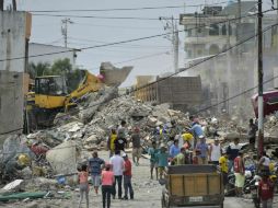 Una calle del poblado de Pedernales, epicentro del sismo de 7.8 grados. AFP / R. Buendía