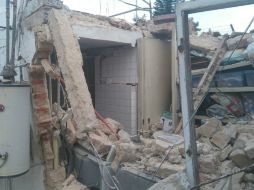 Autoridades investigan las causas de la explosión. ESPECIAL /